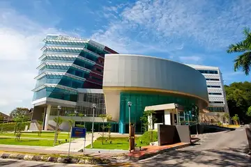 جامعة مالايا UM