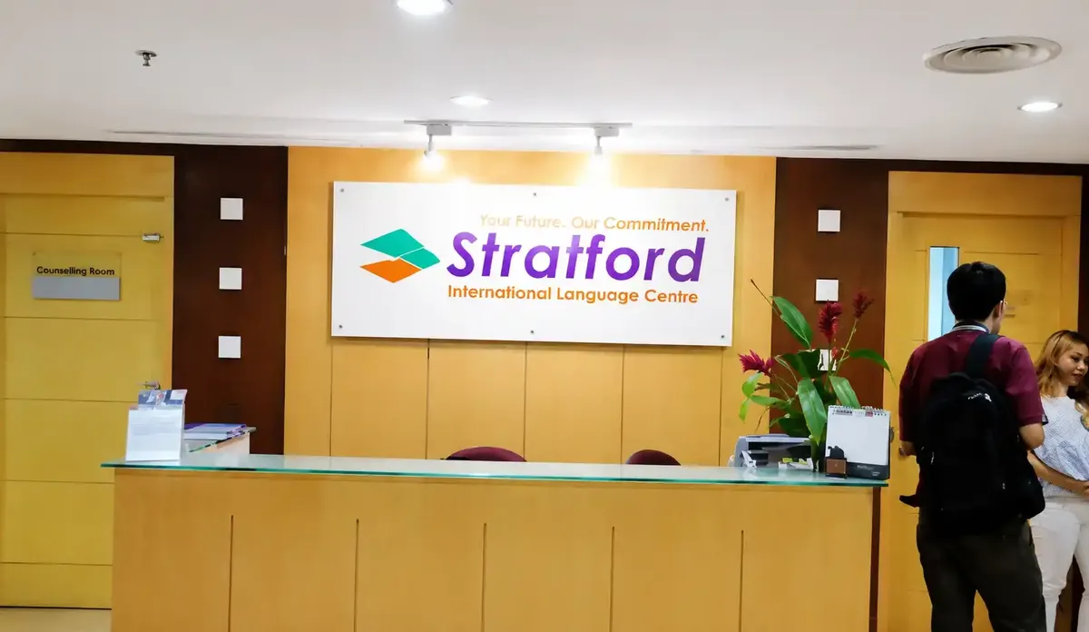 واجهة الاستقبال في معهد ستراتفورد الدولي للغات في ماليزيا Stratford International Language Centre